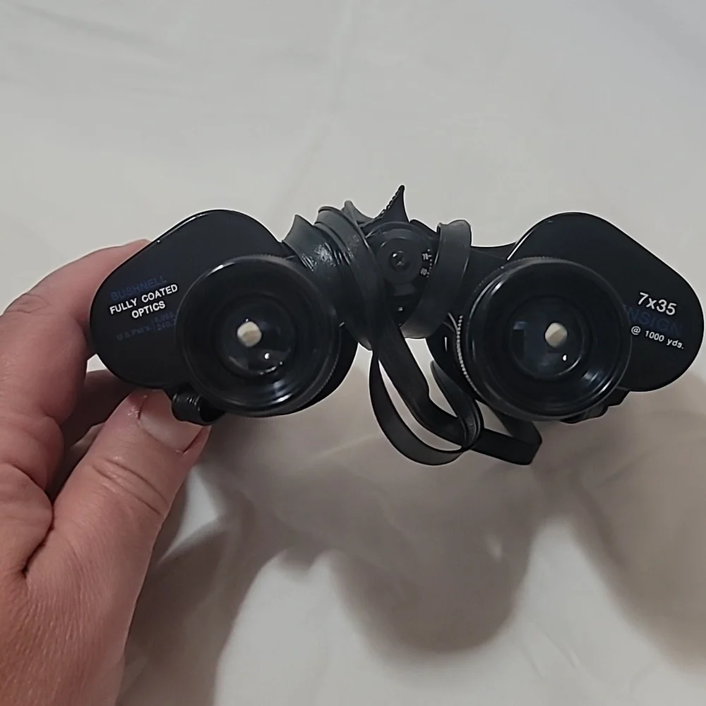 Bushnell Ensign Instafocus Field of View 7 x 35 394' @ 1000 yards Binoculars